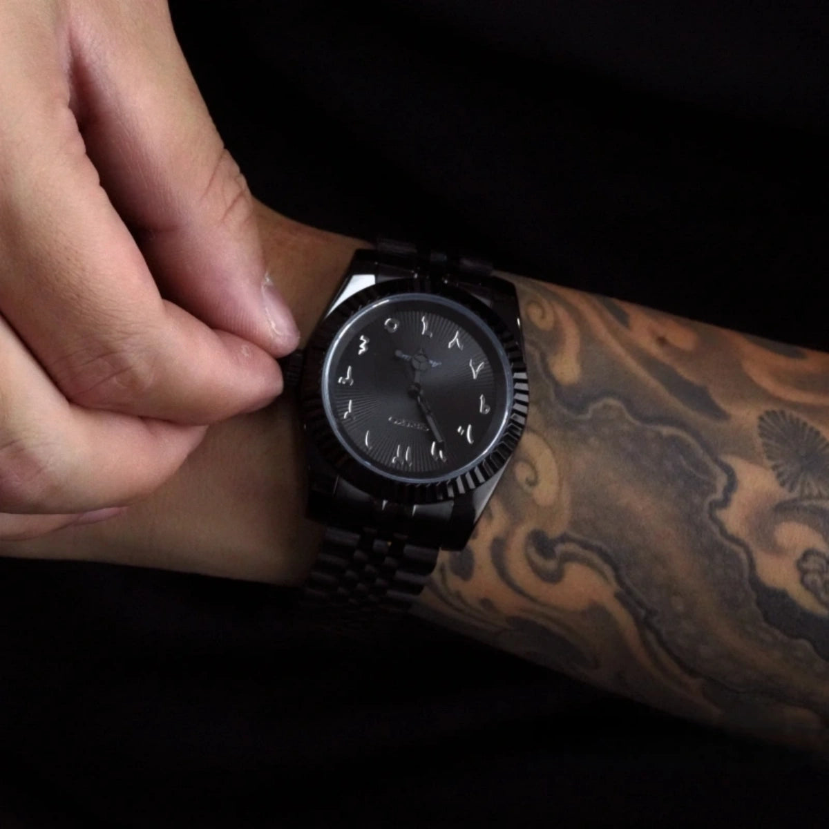 Seikojust Arabic All Black