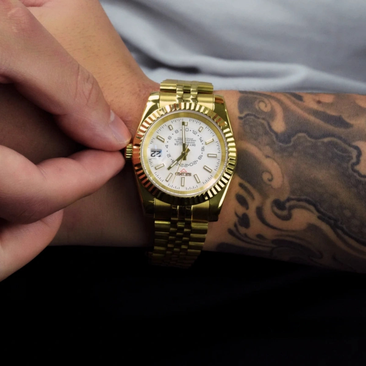 Skyseiko Dweller Solar White