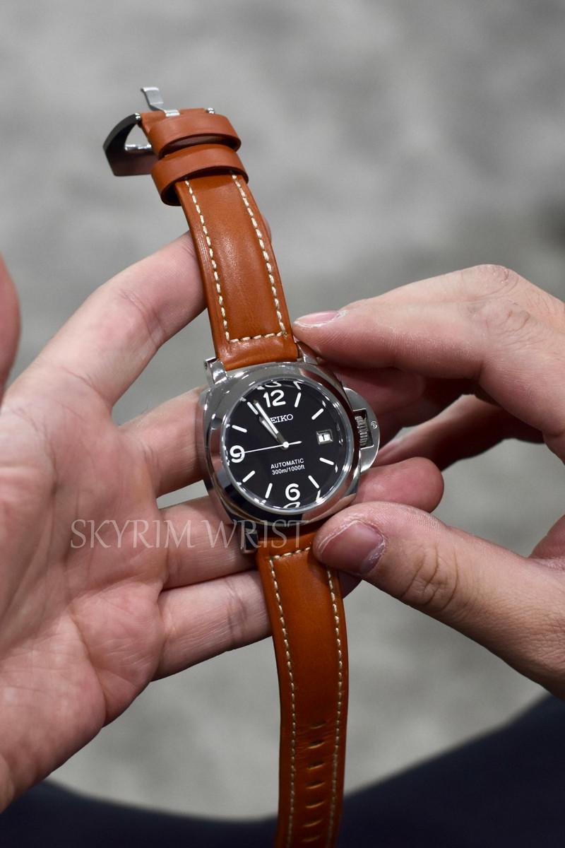 Mod Luminor Brown - SKYRIM WRIST