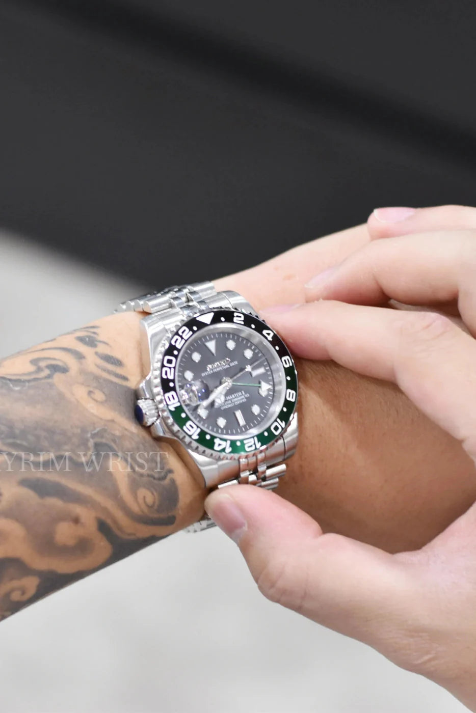 Mod GMT-Master II Sprite Left Hand - SKYRIM WRIST