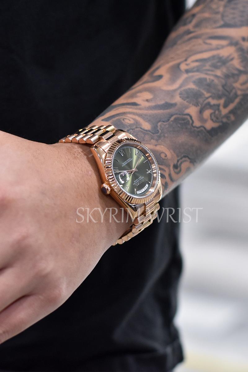 Mod Day-Date Rose Gold Green - SKYRIM WRIST 