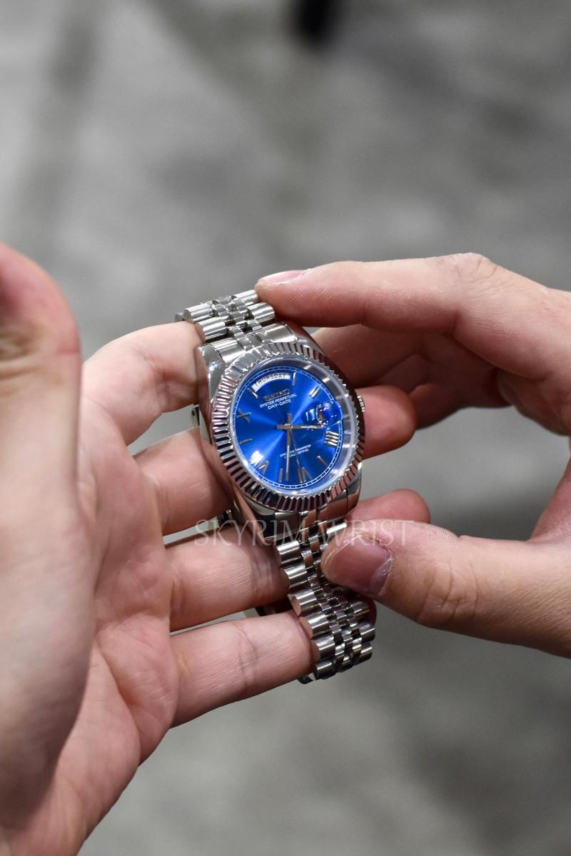 Mod Day-Date Blue - SKYRIM WRIST 