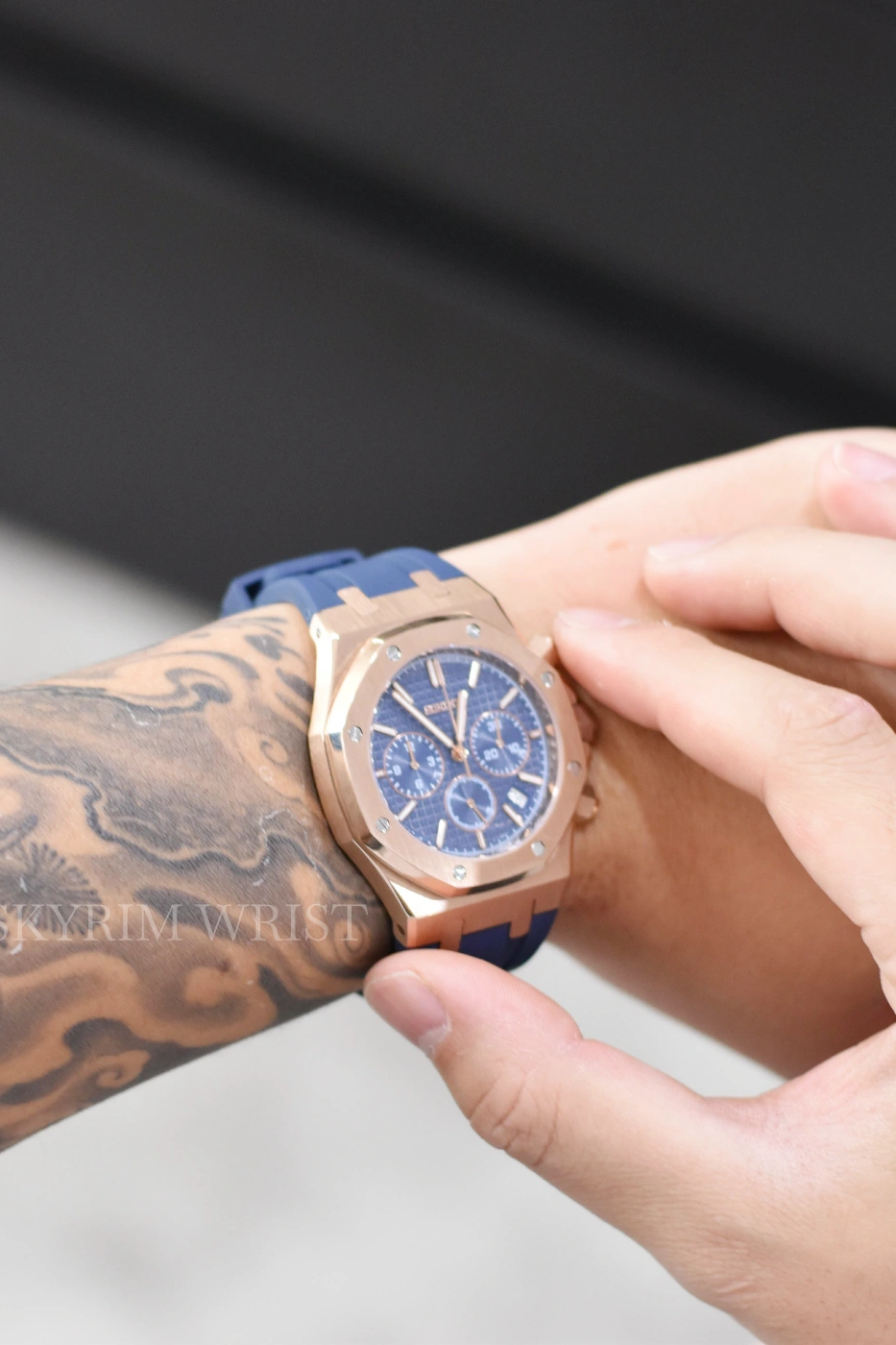 Mod Royal Oak Blue Gold Chrono - SKYRIM WRIST 