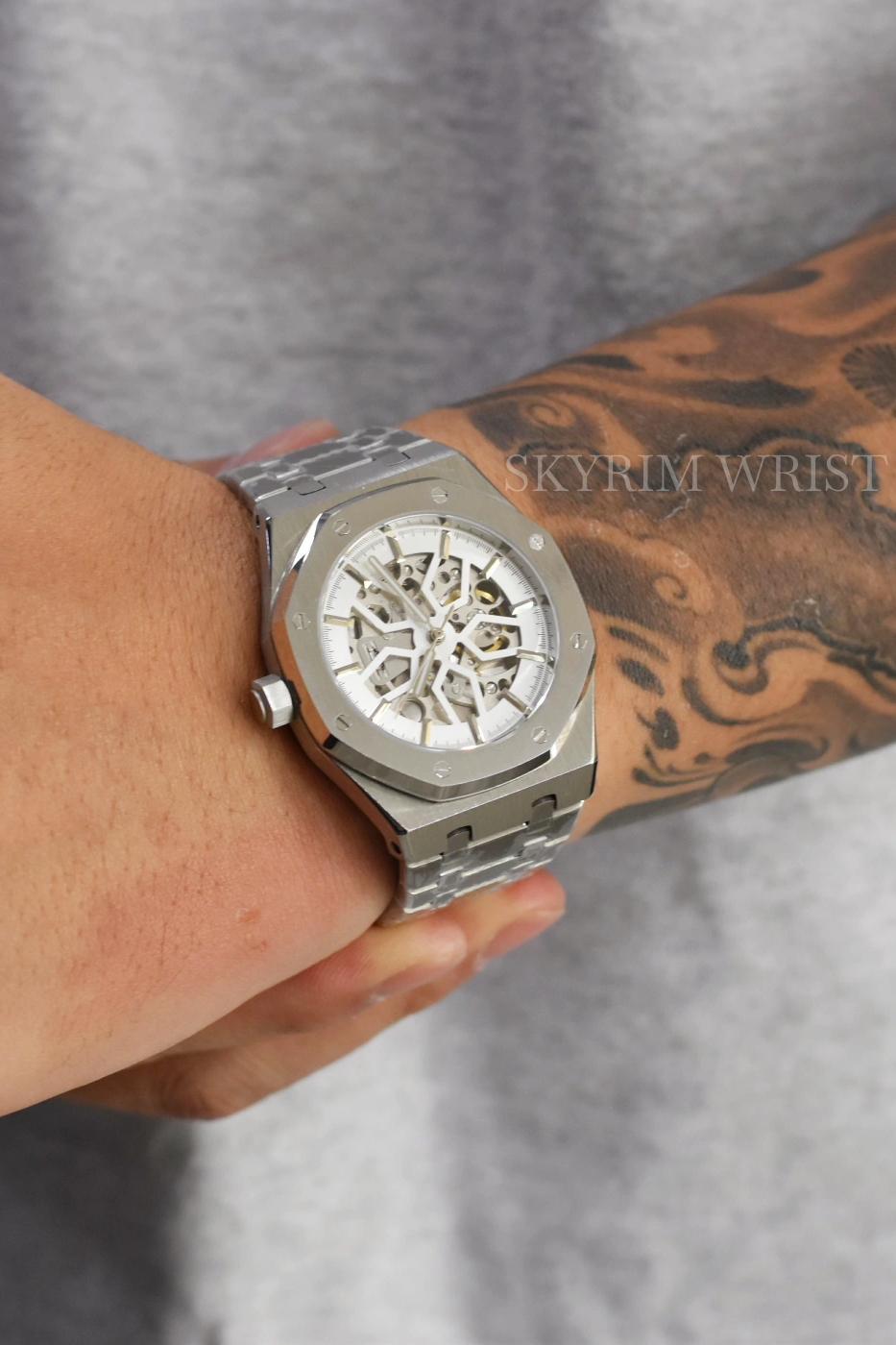 Mod Royal Oak White Edition - SKYRIM WRIST 